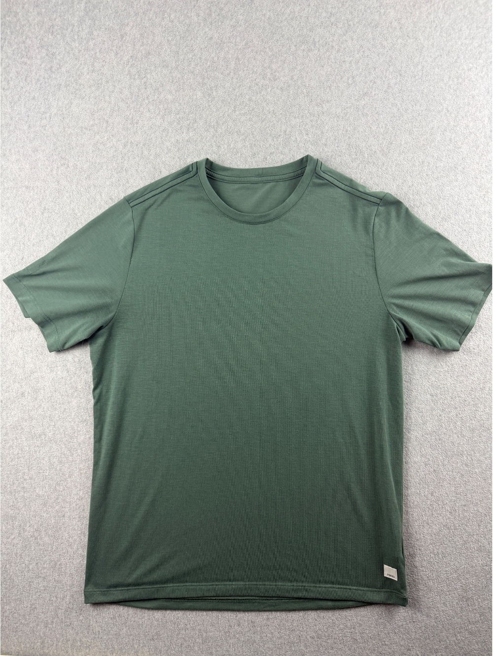Vuori Current Tech Tee Mens S Green Performance Stretch Athletic Shirt